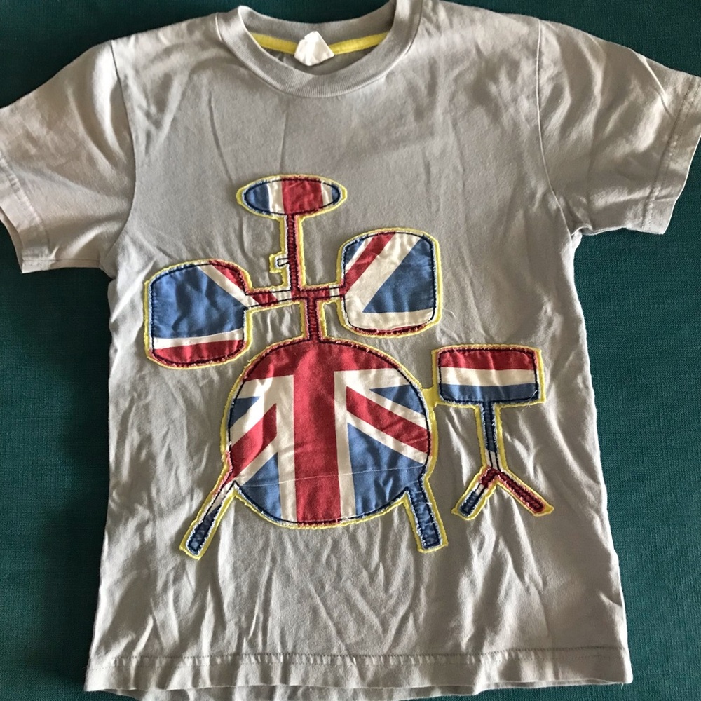 Kids Short Sleeve Tee with Union Jack Drum Graphic - Gray Size 7/8y